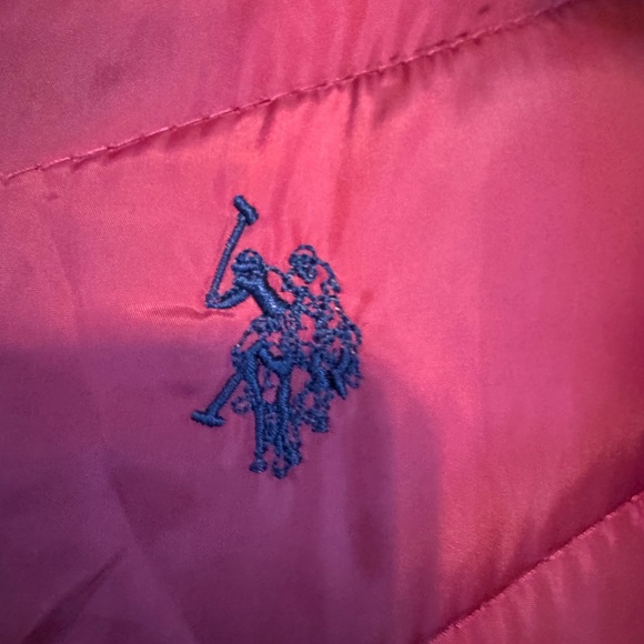 U.S. Polo Assn Red Hooded Puffer Jacket — Size M - Picture 5 of 16